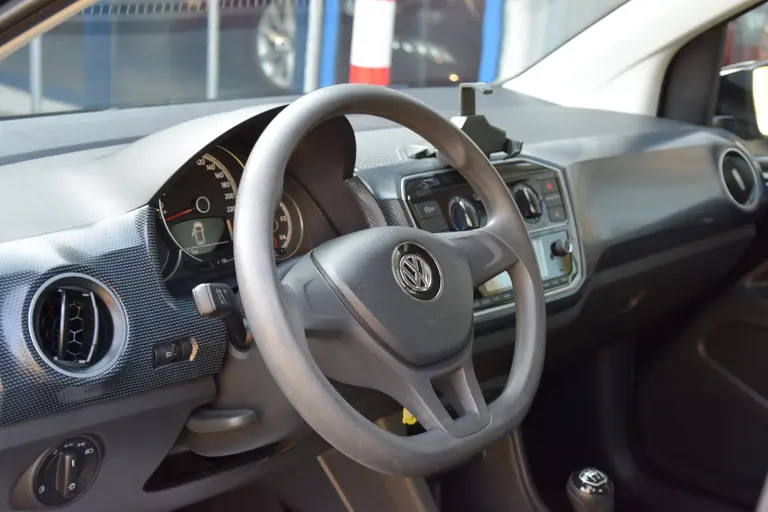 Volkswagen up! 1.0 BMT move up! | Org. NL | BOVAG Garantie | Airco| Bluetooth Telefoonverbinding | 15'' Velgen | All Season Banden | LED Dagrijverlichting | afbeelding 17