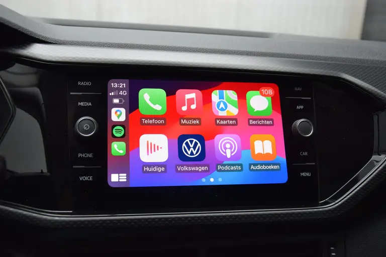 Volkswagen T-Cross 1.0 TSI Life | Org. NL | Fabrieksgarantie 7-2027 | Adaptive Cruise Control | Parkeersensoren Voor&Achter | Apple Carplay/Android Auto | 16'' Velgen | DAB Radio | afbeelding 18