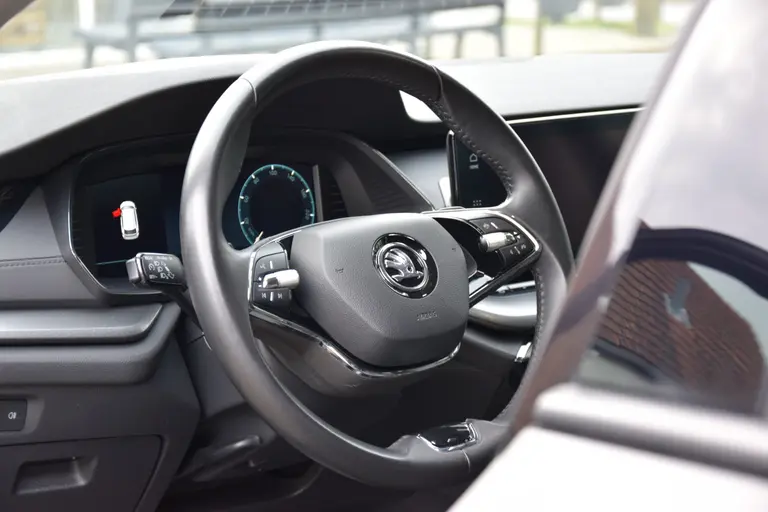 Skoda Octavia Combi 1.4 TSI iV 150PK PHEV Business Edition | Org. NL | BOVAG Garantie | Plug in Hybride | Virtual Cockpit | Navigatie | Full LED | PDC Voor&Achter | Elektrische Kofferklep | afbeelding 18
