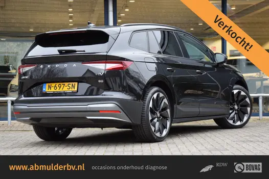 Skoda Enyaq iV 180PK Automaat 60 | Org. NL | BOVAG Garantie | SOH 94% | Warmtepomp | Trekhaak | Parkeersensoren + Camera | Apple Carplay/Android Auto |