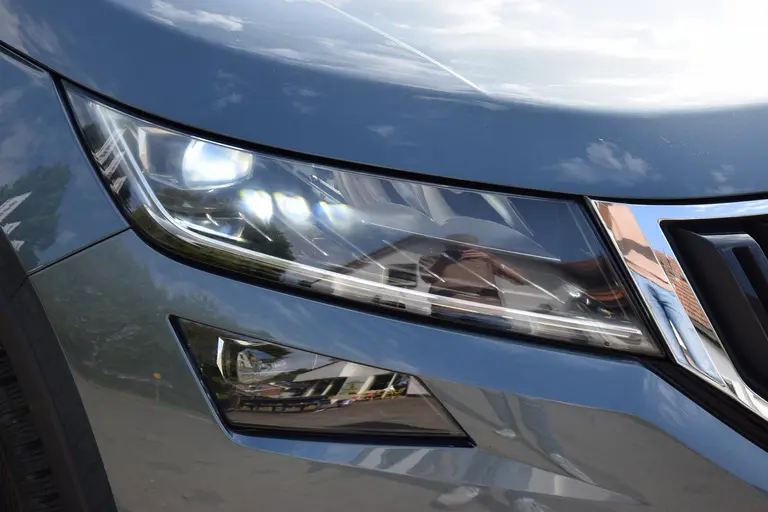 Skoda Kodiaq 1.5 TSI 150PK Business Edition DSG Automaat | Org. NL | BOVAG Garantie | Trekhaak | Achteruitrijcamera | Half Lederen Bekleding | Full LED | Navigatie | AppleCarplay/AndroidAuto | afbeelding 31
