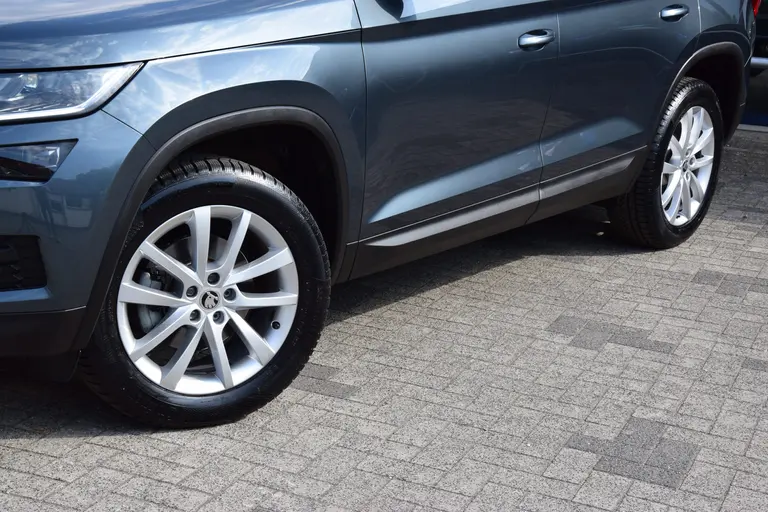 Skoda Kodiaq 1.5 TSI 150PK Business Edition DSG Automaat | Org. NL | BOVAG Garantie | Trekhaak | Achteruitrijcamera | Half Lederen Bekleding | Full LED | Navigatie | AppleCarplay/AndroidAuto | afbeelding 17