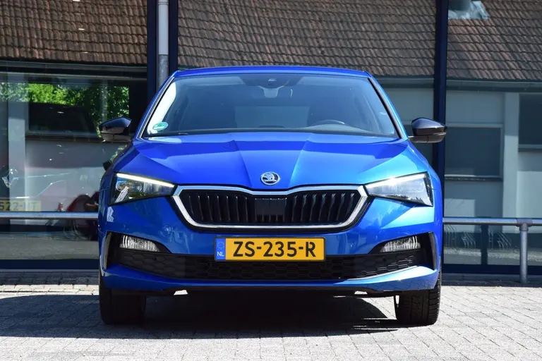 Skoda Scala 1.0 TSI 116PK First Edition | Org. NL | BOVAG Garantie | Trekhaak | Apple Carplay/Android Auto | Automatische Airco | Stoelverwarming | DAB | 18'' Velgen | PDC Achter | afbeelding 11