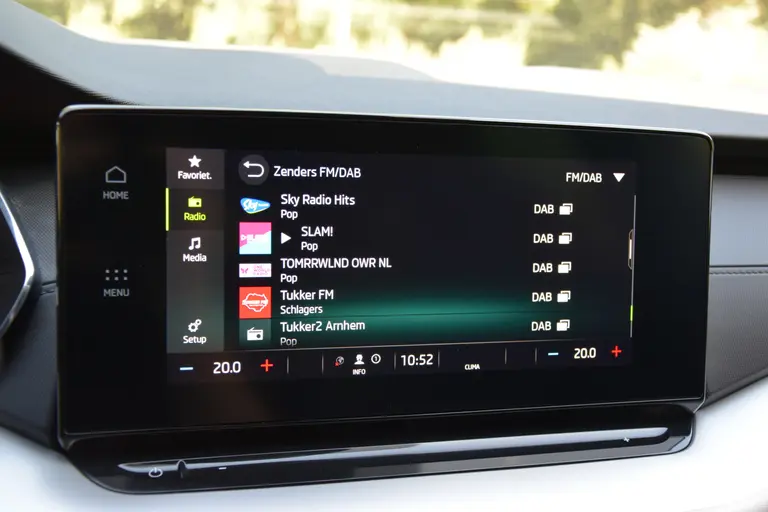 Skoda Octavia Combi 1.5 e-TSI 150PK Sport Business DSG Automaat | Org. NL | BOVAG Garantie | Adaptieve Cruise Control | Virtual Cockpit | Apple Carplay/Android Auto | 18'' Velgen | Full LED | afbeelding 22