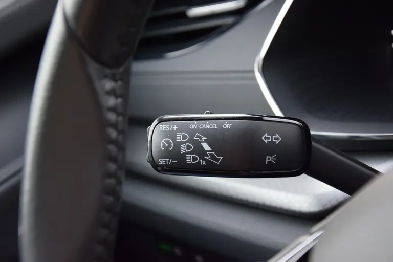 Skoda Octavia Combi 1.4 TSI iV 150PK PHEV Business Edition | Org. NL | BOVAG Garantie | Plug in Hybride | Virtual Cockpit | Navigatie | Full LED | PDC Voor&Achter | Elektrische Kofferklep | afbeelding 30