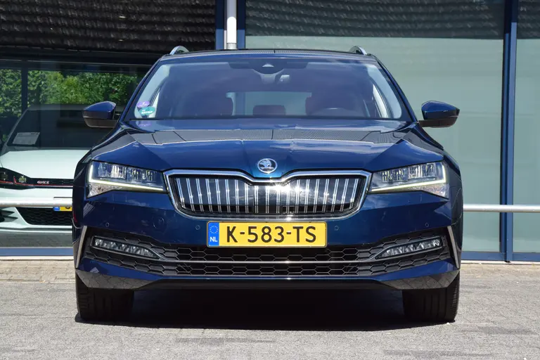 Skoda Superb Combi 1.4 TSI iV Business Edition Plus PHEV Plug-in Hybride | Org. NL | BOVAG Garantie | Trekhaak | Virtual Cockpit | Apple Carplay/Android Auto | Elektrische Voorstoelen met geheugen | Verwarmde Voorruit + Stoelen | afbeelding 12