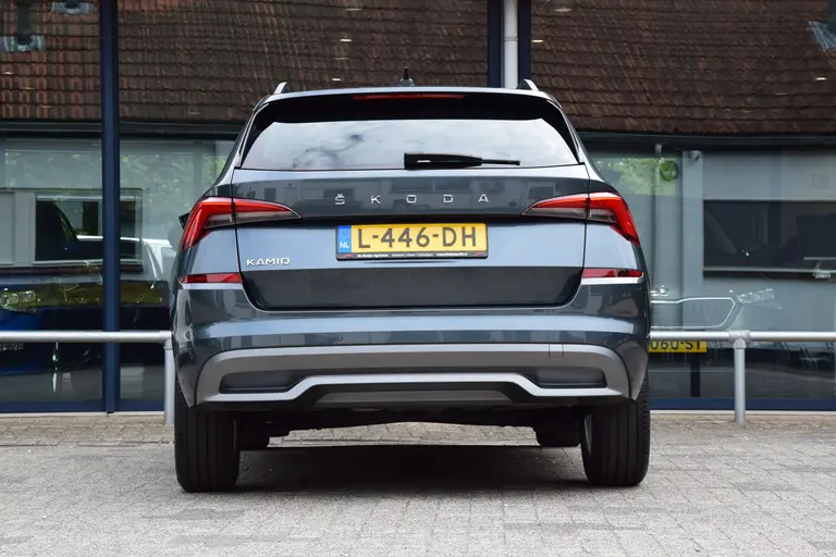 Skoda Kamiq 1.0 TSI 110PK Business Edition | Org. NL | BOVAG Garantie | Stoelverwarming | Vitrual Cockpit | Cruise & Climate Control | 17" Velgen | Parkeersensoren Voor&Achter | afbeelding 12