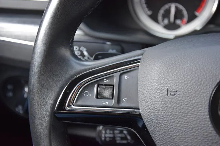 Skoda Superb Combi 1.5 TSI ACT 150PK Business Edition DSG Automaat | Org. NL | BOVAG Garantie | Apple Carplay/Android Auto | Elektrische Bestuurdersstoel | Verwarmde voorruit / Stoelen | afbeelding 29