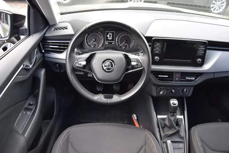 Skoda Kamiq 1.0 TSI 110PK Ambition | Org. NL | BOVAG Garantie | Cruise Control | 16'' Velgen | Full LED | DAB+ | Apple Carplay/Android Auto | Airconditioning | Multifunctioneel Stuur | afbeelding 6