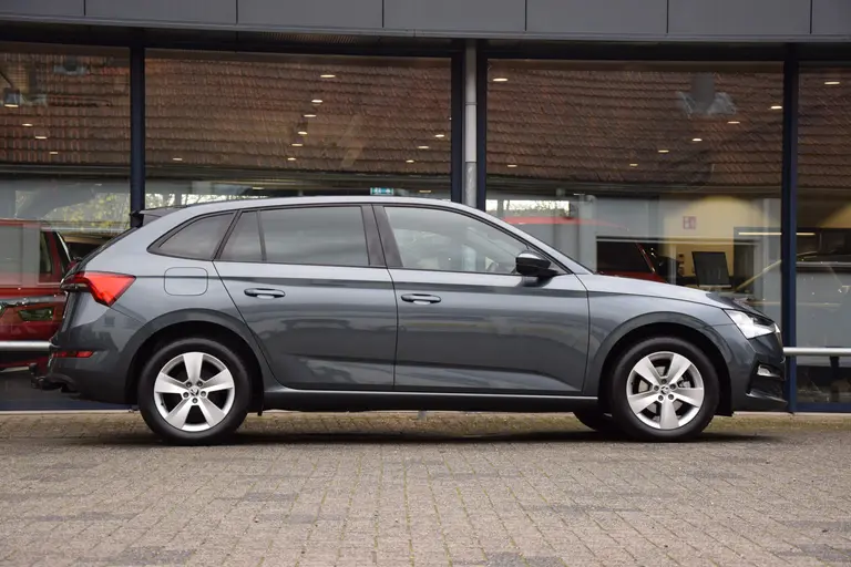Skoda Scala 1.0 TSI 111PK Sport Business | Org. NL | BOVAG Garantie | Trekhaak (wegklapbaar) | Lederen Bekleding | Panoramadak | Virtual Cockpit | Achteruitrijcamera | Navigatie | Full LED | afbeelding 5