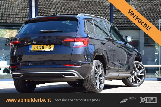 Skoda Karoq 1.5 TSI ACT Sportline Business | Org. NL | BOVAG Garantie | Panoramadak | Virtual Dashboard | Elektrische Achterklep | Achteruitrijcamera | 19'' Velgen | Stuur&Stoelverwarming |