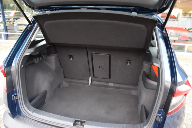 Skoda Karoq 1.5 TSI 150PK ACT Ambition Business DSG Automaat | NL-Auto | BOVAG Garantie | Trekhaak | Cruise & Climate Control | Navigatie | PDC Voor&Achter | Apple Carplay/ Android Auto | afbeelding 28