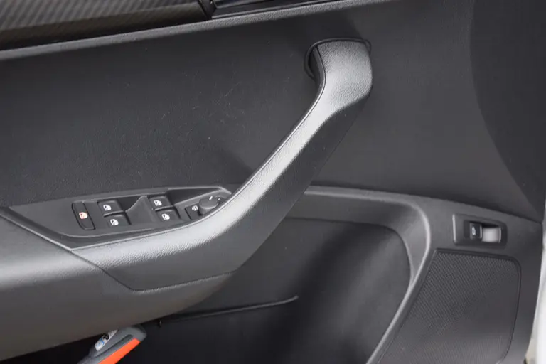 Skoda Karoq 1.5 TSI 150PK ACT Sportline Business DSG Automaat | Org. NL | BOVAG Garantie | 19'' Velgen | Virtual Cockpit | Achteruitrijcamera | Stoel/Stuur&Voorruitverwarming | afbeelding 36