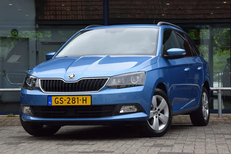 Skoda Fabia Combi 1.2 TSI Style | Org. NL | BOVAG Garantie | Trekhaak | Parkeersensoren Voor&Achter | Cruise&Climate Control | LED Dagrijverlichting | 15'' Velgen | afbeelding 2