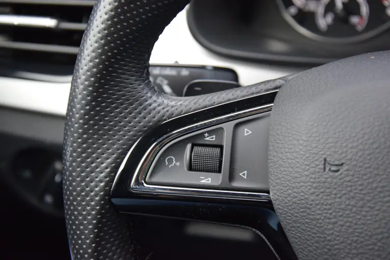 Skoda Kamiq 1.0 TSI 116PK Sport Business DSG Automaat | BOVAG Garantie | Org. NL | Sportstoelen | Stoelverwarming | Cruise&Climate Control | PDC Achter | Apple Carplay/ Android Auto | afbeelding 26
