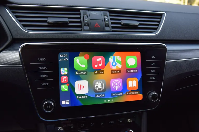 Skoda Superb Combi 1.5 TSI ACT 150PK Business Edition DSG Automaat | Org. NL | BOVAG Garantie | Apple Carplay/Android Auto | Elektrische Bestuurdersstoel | Verwarmde voorruit / Stoelen | afbeelding 21