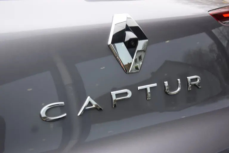Renault Captur 1.6 E-Tech Hybrid 145 techno Automaat | Org. NL | Trekhaak | Achteruitrijcamera | Full LED | Navigatie | Parkeersensoren | Apple Carplay/Android Auto | Lane Assist | afbeelding 36