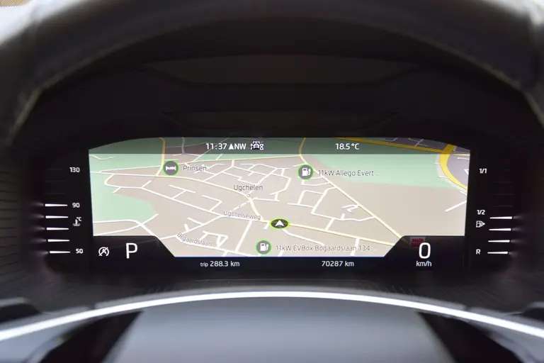 Skoda Kodiaq 1.5 TSI 150PK Business Edition Plus DSG Automaat | Org. NL | BOVAG Garantie | Trekhaak | Achteruitrijcamera | Adaptieve cruise control | Stoelverwarming | PDC Voor+Achter | afbeelding 16