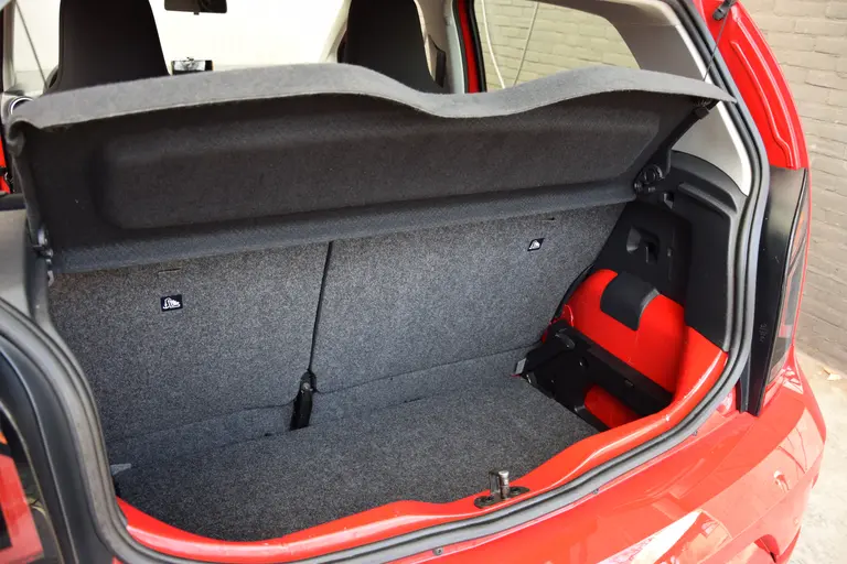 Volkswagen up! 1.0 BMT move up! | Org. NL | BOVAG Garantie | Airco | Bluetooth Telefoonverbinding | DAB Radio | Elektrische Ramen&Spiegels | LED Dagrijverlichting | afbeelding 26